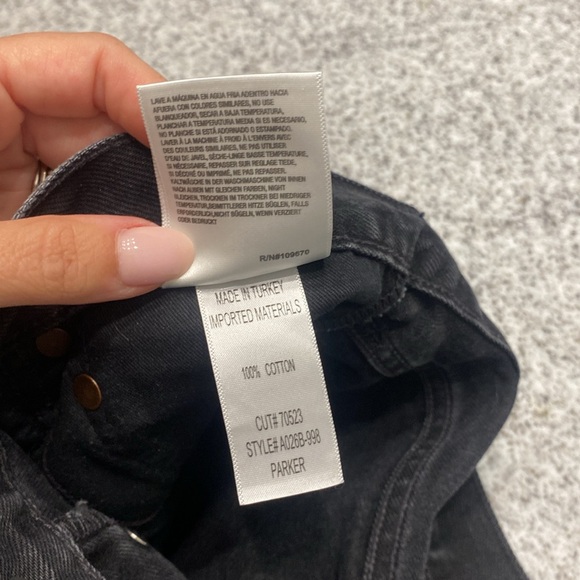 Agolde Parker Cutoff Denim Shorts - Picture 5 of 6